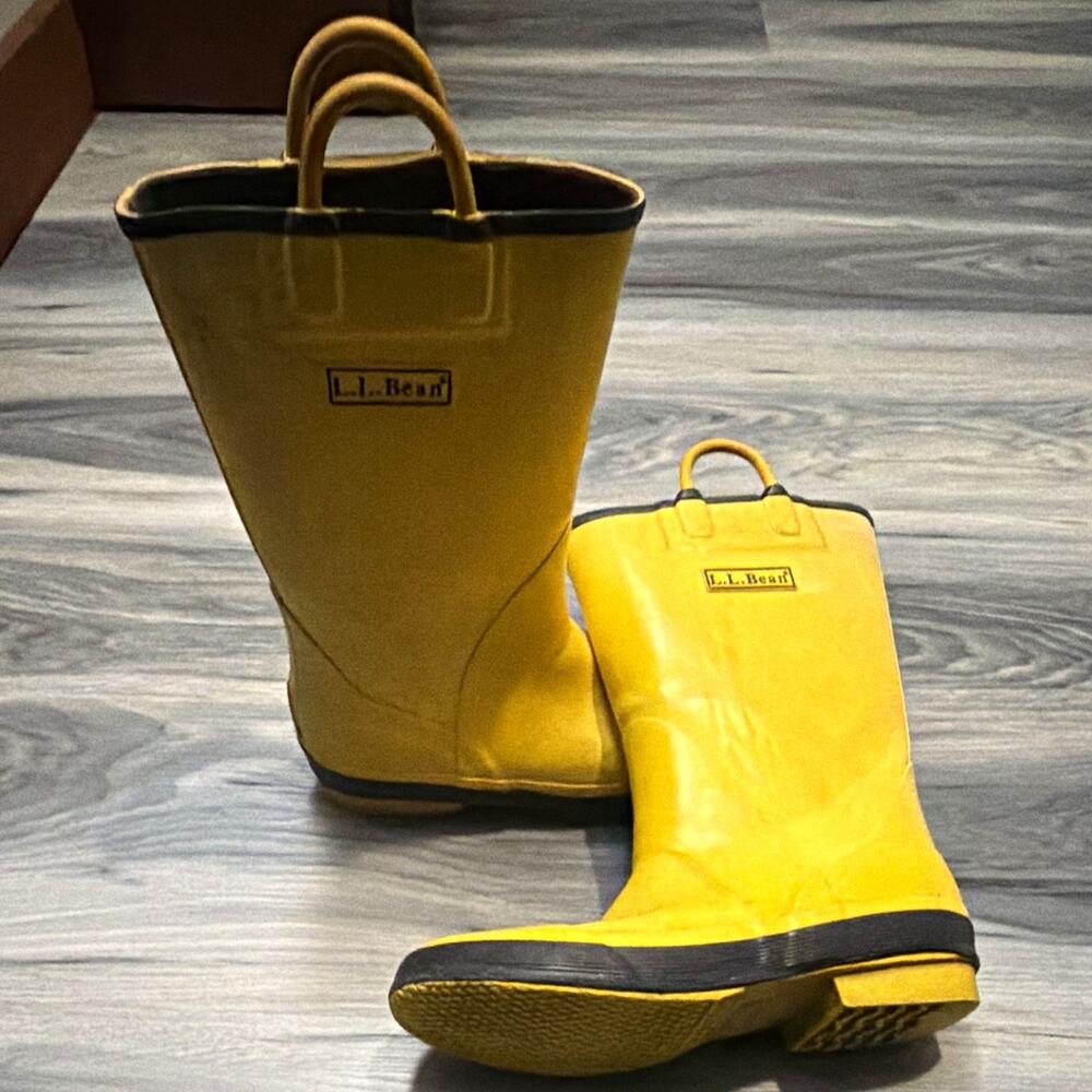 L.L.Bean Youth Rain Boots US 2 Yellow/Black Rubber Waterproof Pull-On Logo